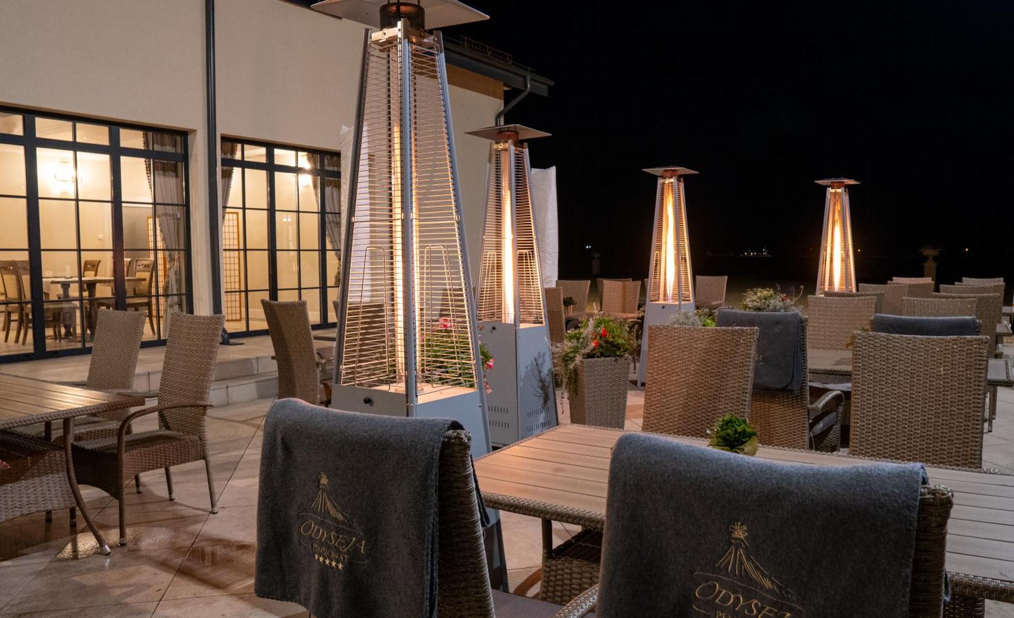 Boutique Odyseja & Spa Ciechocinek Exterior photo Gas patio heater